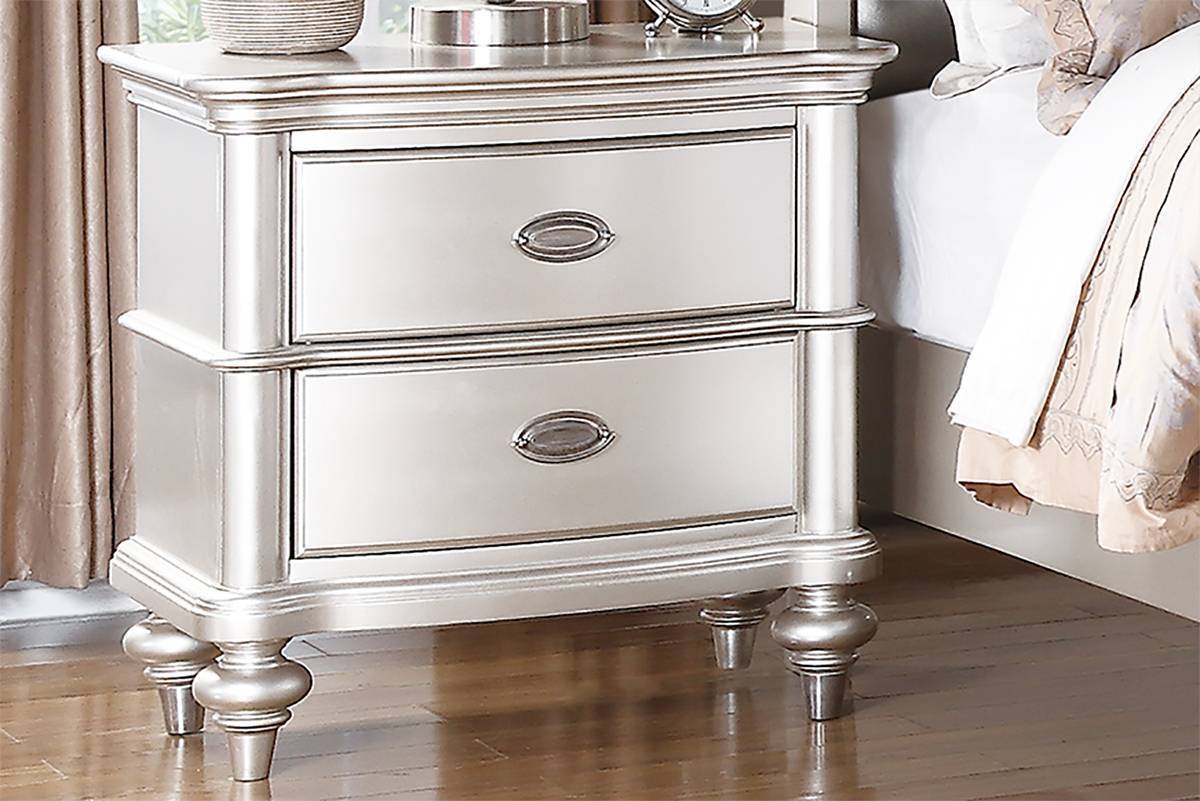 Classic Bedroom Elegant Nightstand Beige / White Finish or Antique Silver 2-Drawers Bed Side Table Plywood